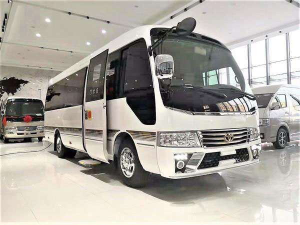 提升通勤班車(chē)安全性（企業(yè)如何選擇大巴租車(chē)平臺(tái)）